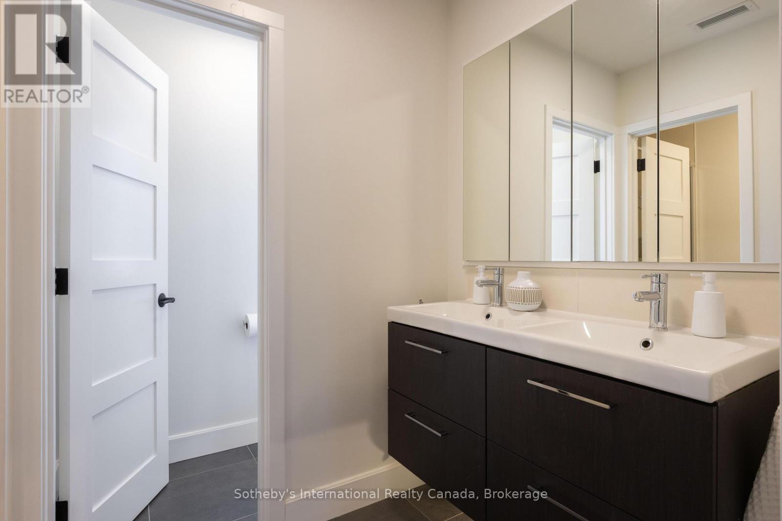 367 Spruce Street, Oakville, Ontario  L6J 2H2 - Photo 28 - W12899302