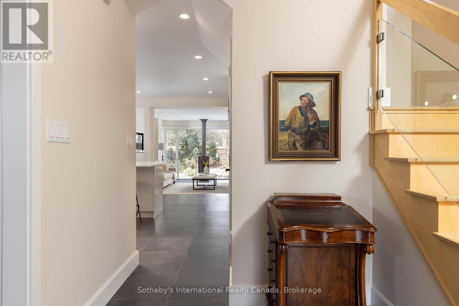 367 Spruce Street, Oakville, Ontario  L6J 2H2 - Photo 6 - W12899302