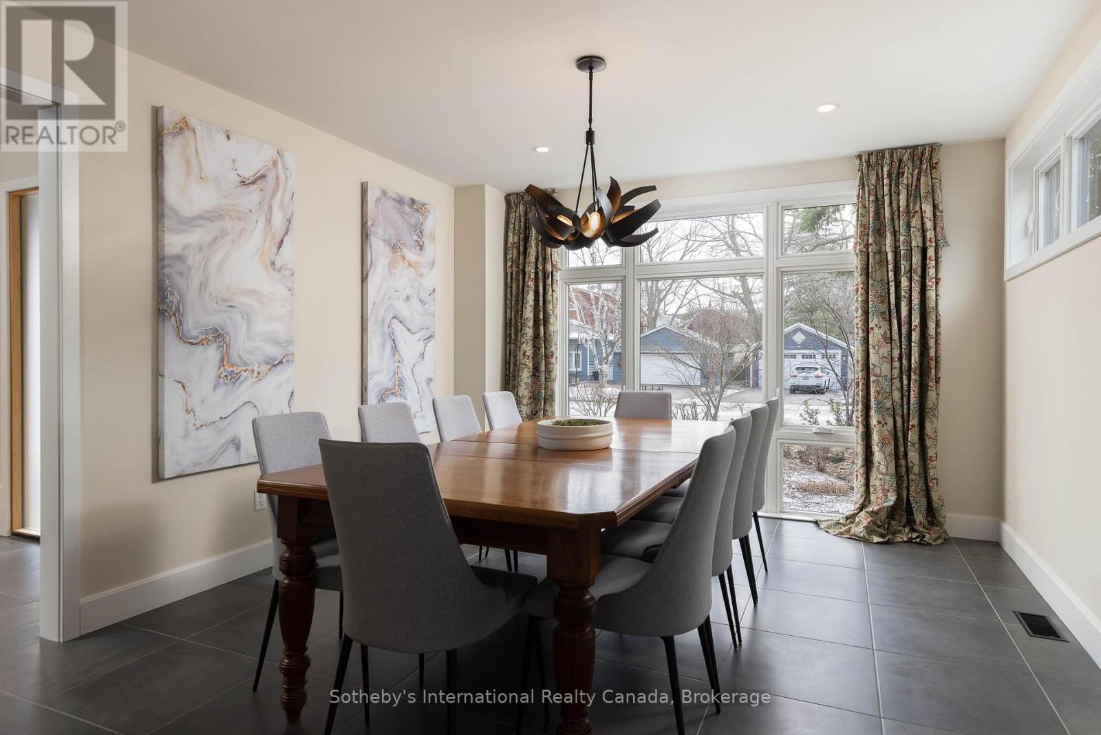 367 Spruce Street, Oakville, Ontario  L6J 2H2 - Photo 8 - W12899302