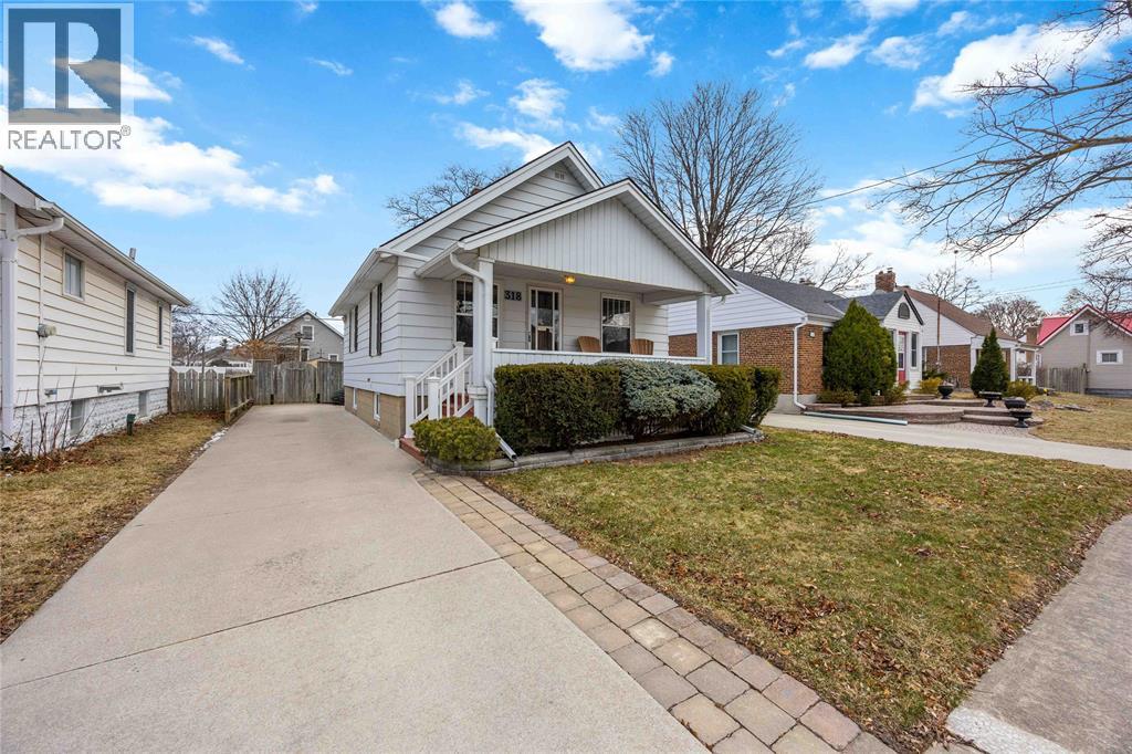 318 Cobden STREET, Sarnia, Ontario