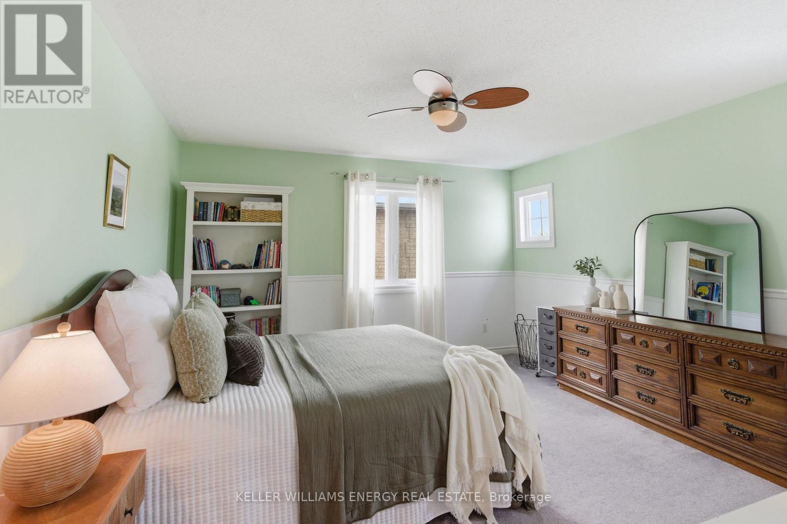 105 Guildwood Drive, Clarington, Ontario  L1C 5C7 - Photo 30 - E12899444