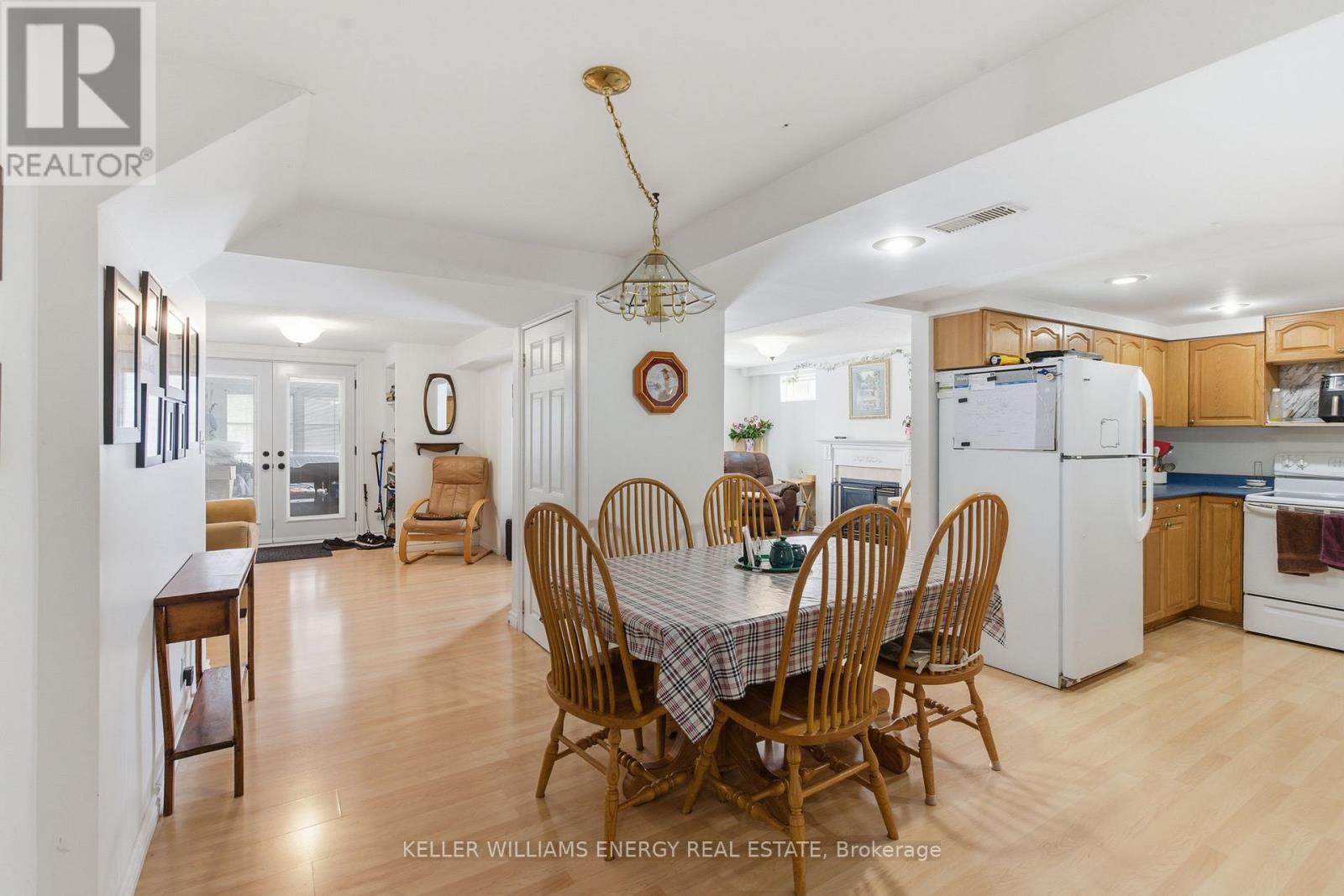 105 Guildwood Drive, Clarington, Ontario  L1C 5C7 - Photo 33 - E12899444