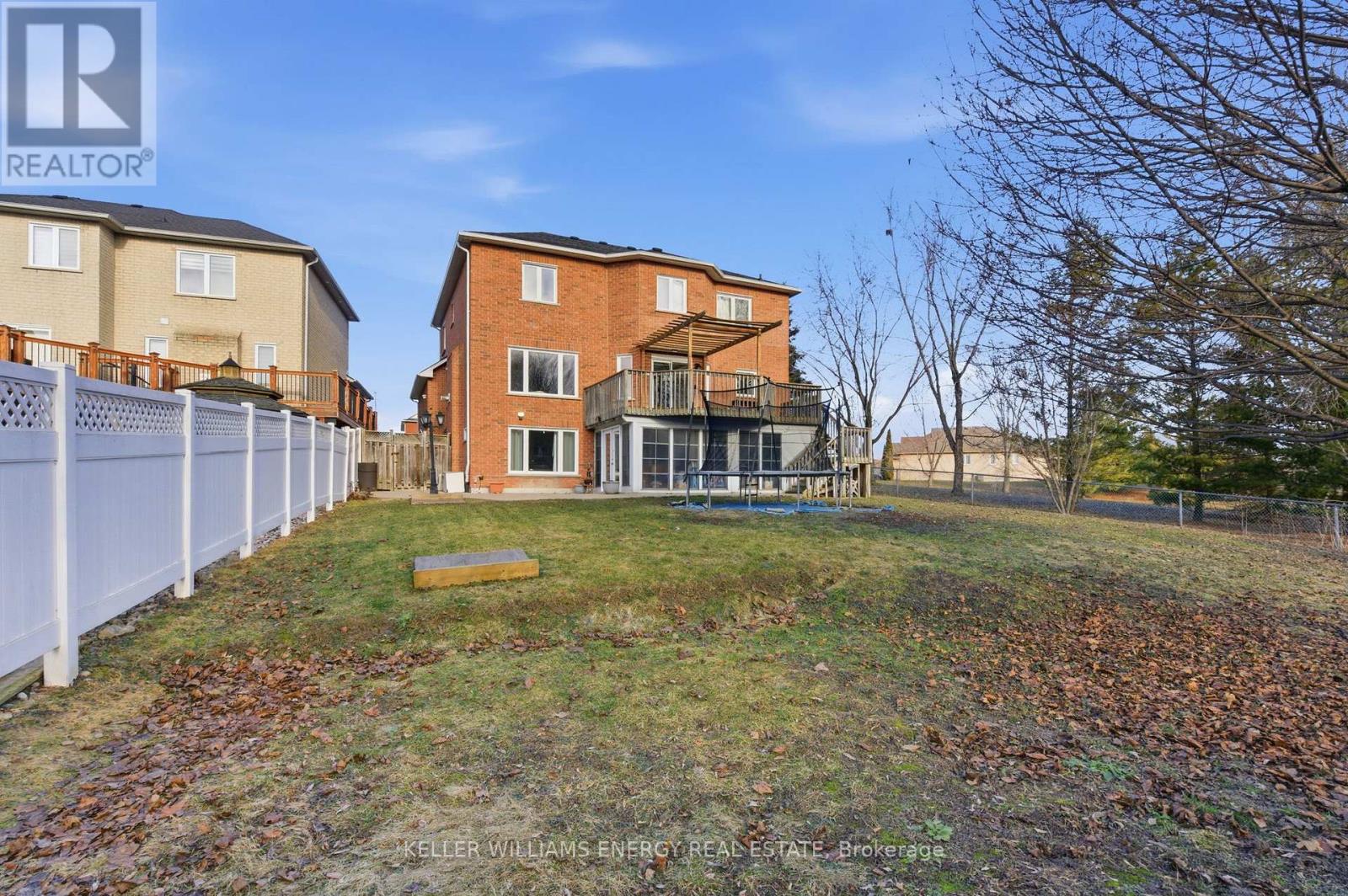 105 Guildwood Drive, Clarington, Ontario  L1C 5C7 - Photo 42 - E12899444