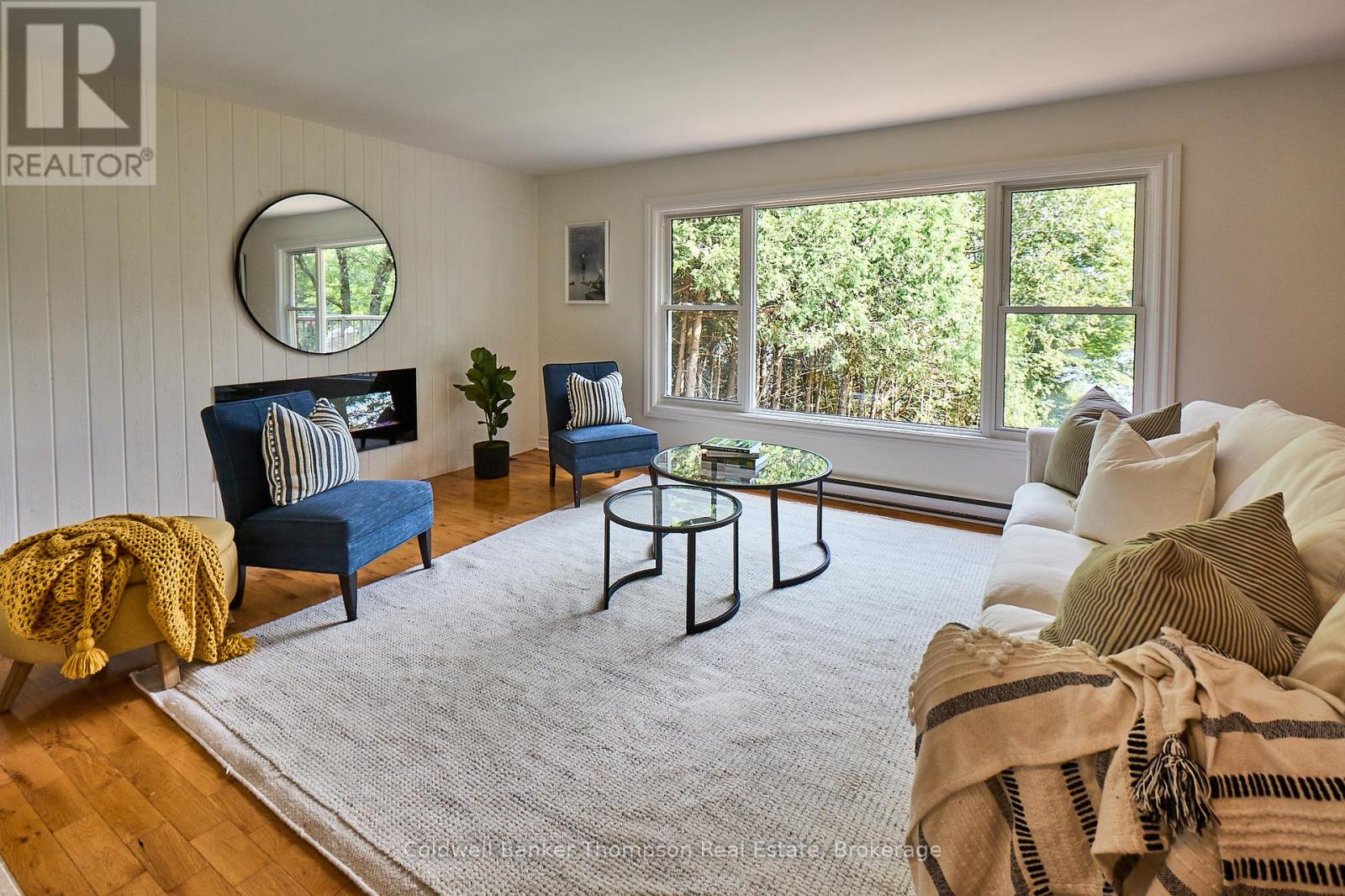 109 Riverside Drive, Huntsville, Ontario  P1H 1R6 - Photo 4 - X12899214