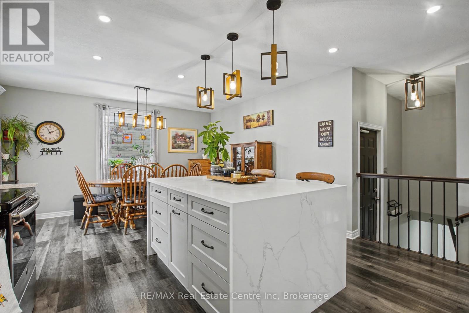 771 Victoria Terrace, Centre Wellington, Ontario N1M 3L5 - Photo 10 - X12899290