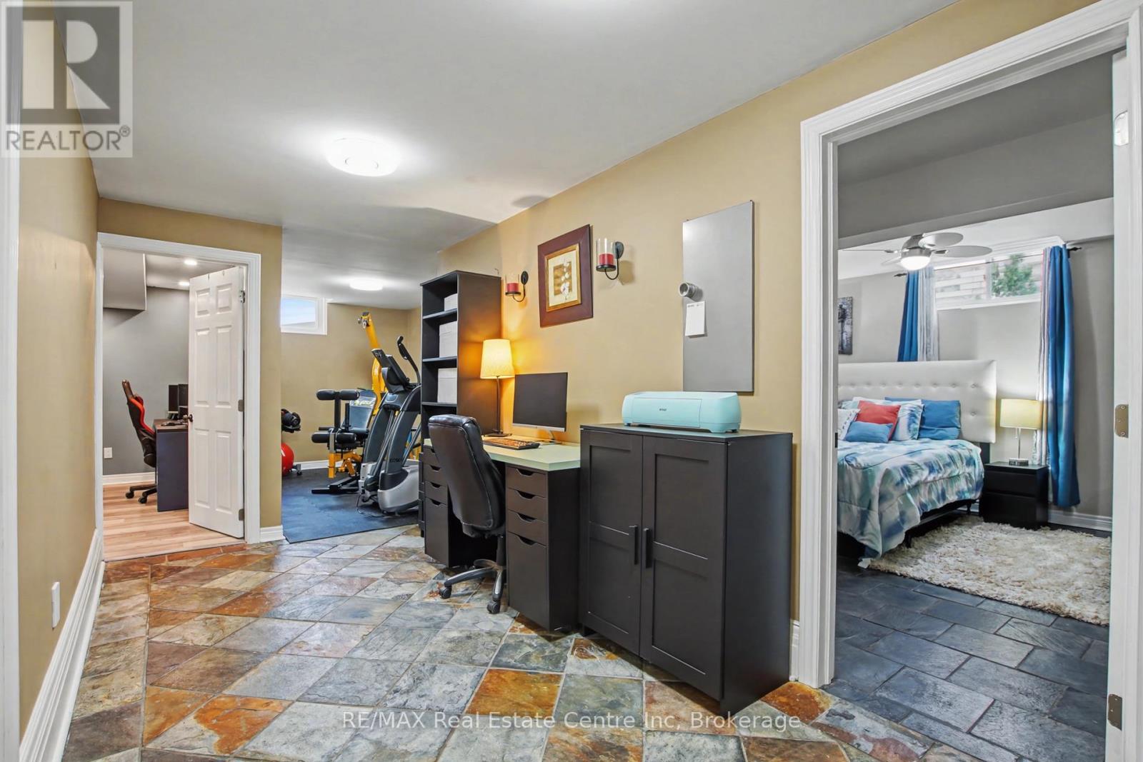 771 Victoria Terrace, Centre Wellington, Ontario N1M 3L5 - Photo 22 - X12899290