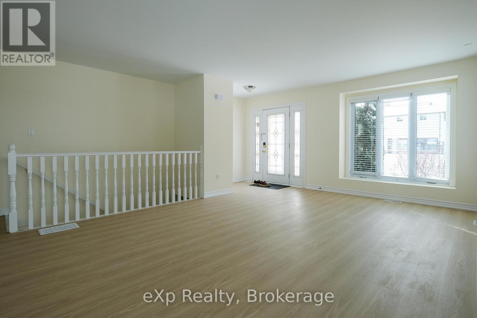 650 6th Street E, Owen Sound, Ontario  N4K 1G3 - Photo 7 - X12899354