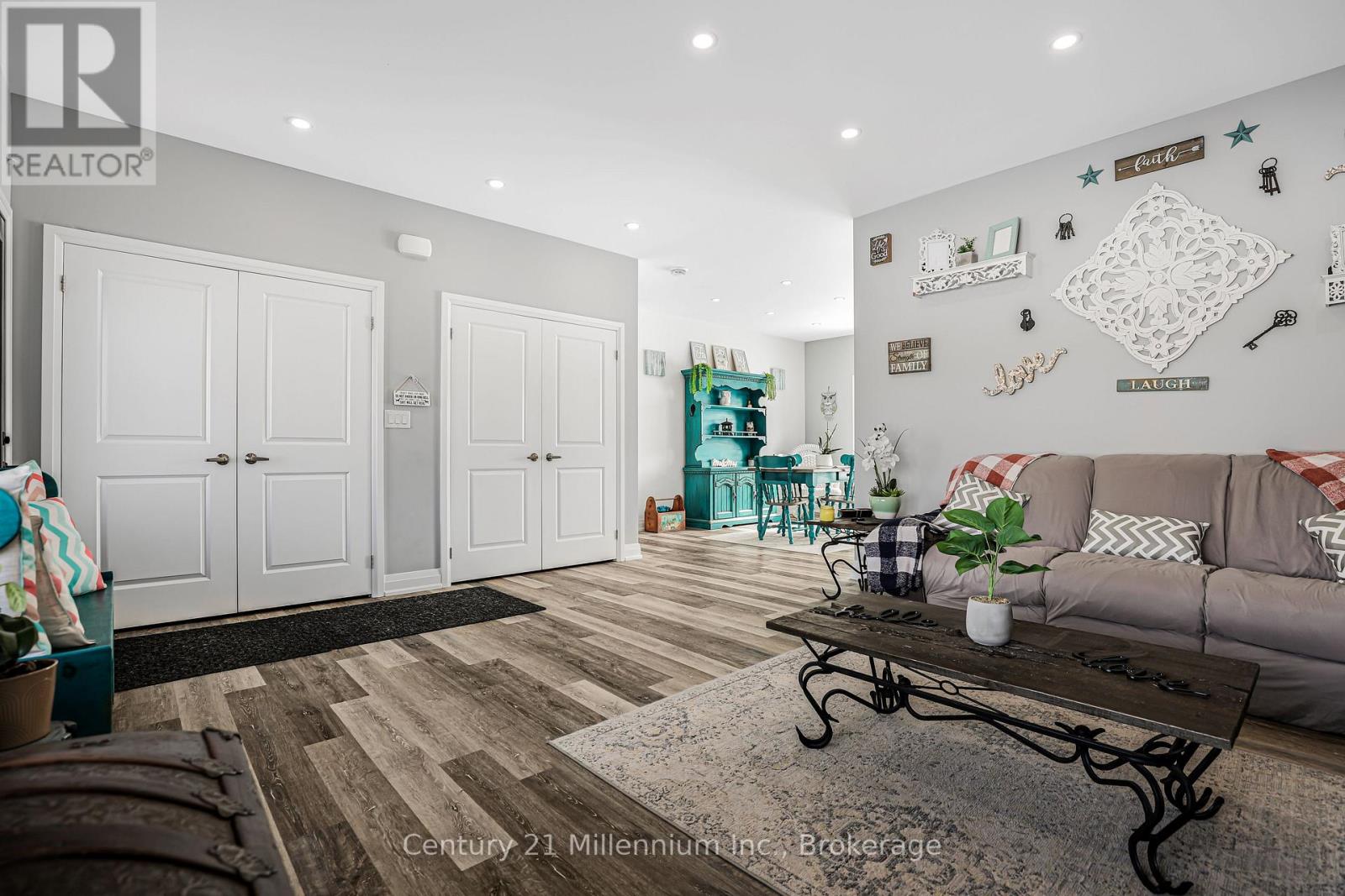 621 Lindsay  30 Road, Northern Bruce Peninsula, Ontario  N0H 1Z0 - Photo 11 - X12899454