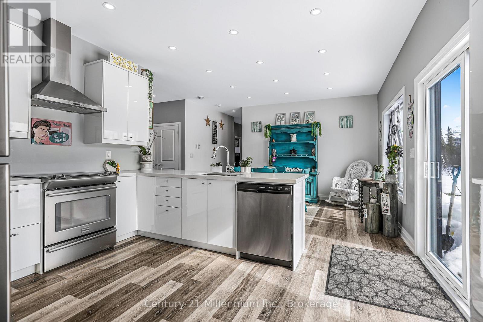 621 Lindsay  30 Road, Northern Bruce Peninsula, Ontario  N0H 1Z0 - Photo 17 - X12899454