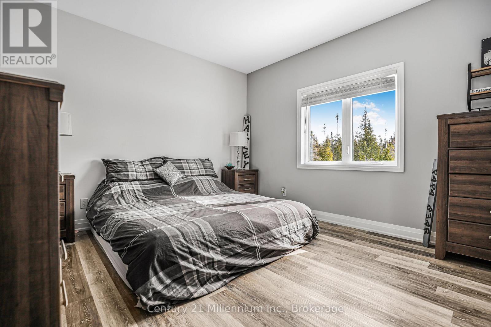 621 Lindsay  30 Road, Northern Bruce Peninsula, Ontario  N0H 1Z0 - Photo 22 - X12899454