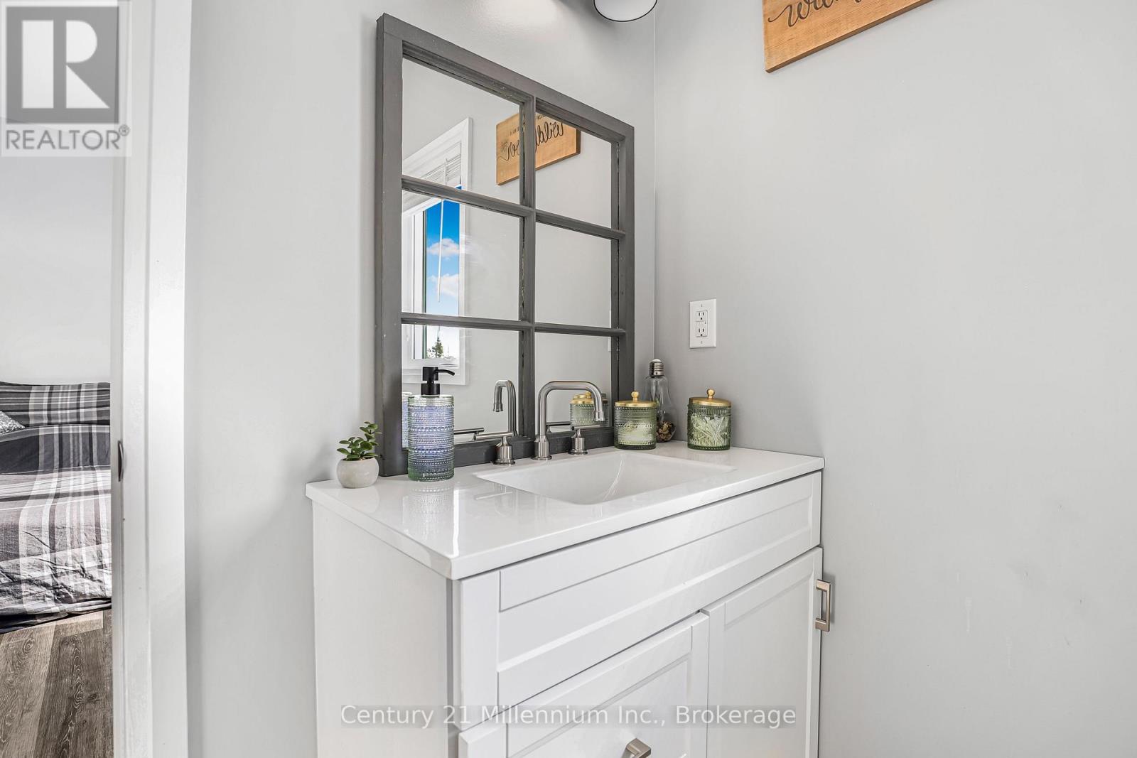 621 Lindsay  30 Road, Northern Bruce Peninsula, Ontario  N0H 1Z0 - Photo 25 - X12899454