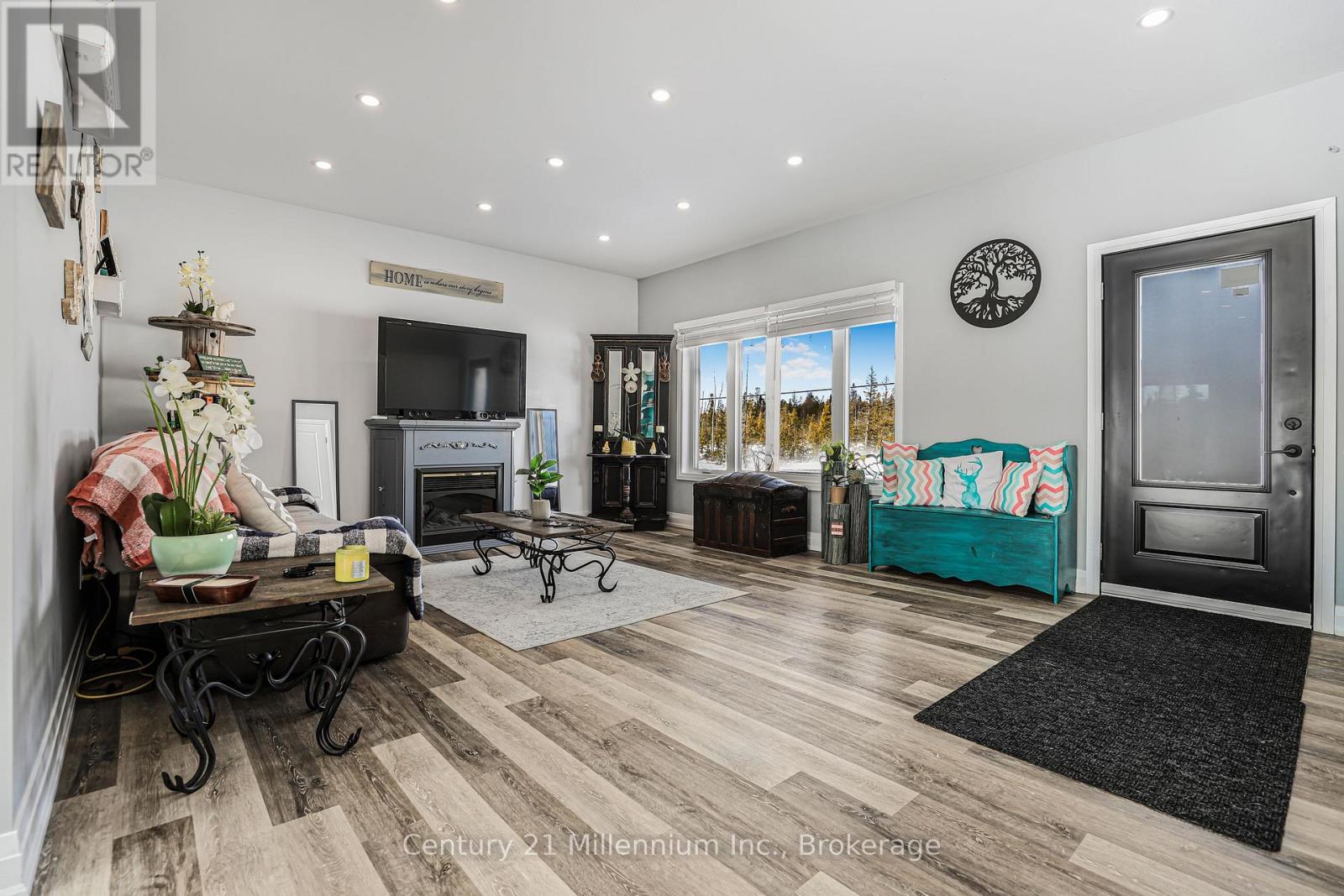 621 Lindsay  30 Road, Northern Bruce Peninsula, Ontario  N0H 1Z0 - Photo 8 - X12899454