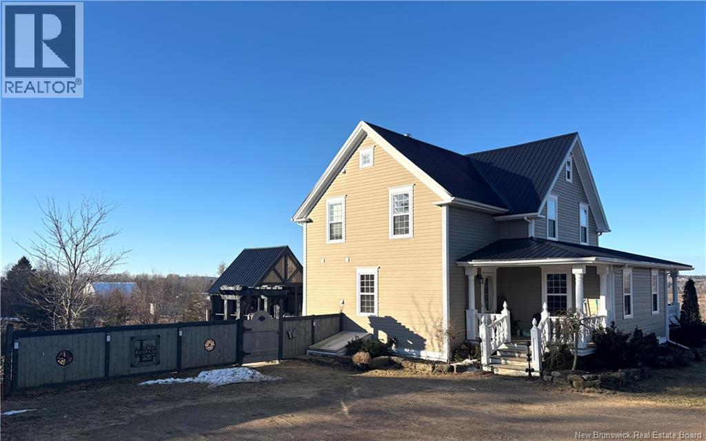 521 Royal, Memramcook, New Brunswick  E4K 1N7 - Photo 2 - NB134087