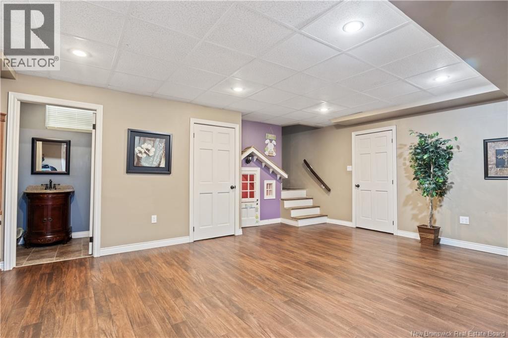 521 Royal, Memramcook, New Brunswick  E4K 1N7 - Photo 34 - NB134087