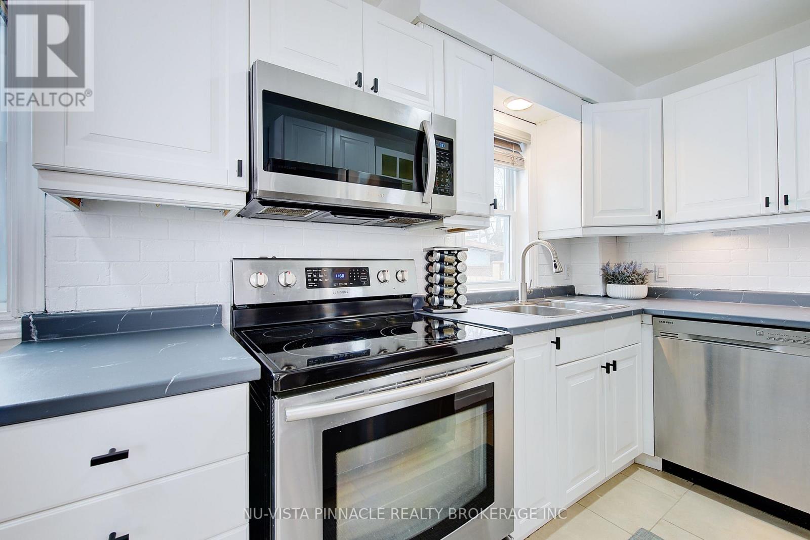 1243 Landor Street, London East, Ontario  N5Y 3W2 - Photo 13 - X12899248