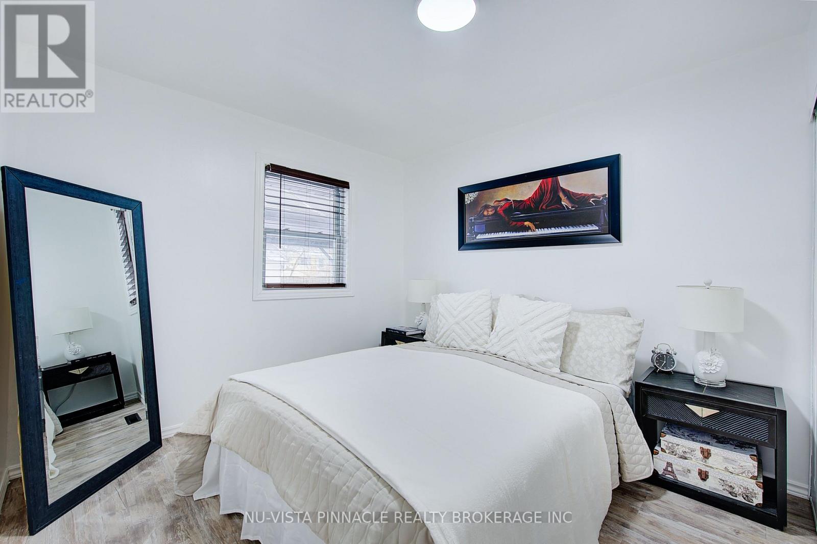 1243 Landor Street, London East, Ontario  N5Y 3W2 - Photo 17 - X12899248