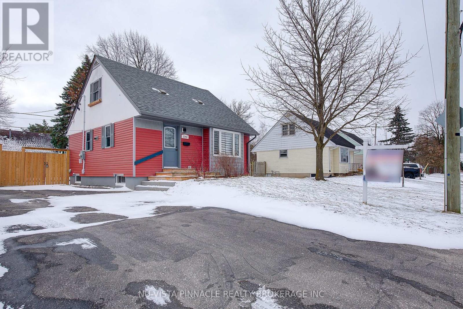 1243 Landor Street, London East, Ontario  N5Y 3W2 - Photo 4 - X12899248