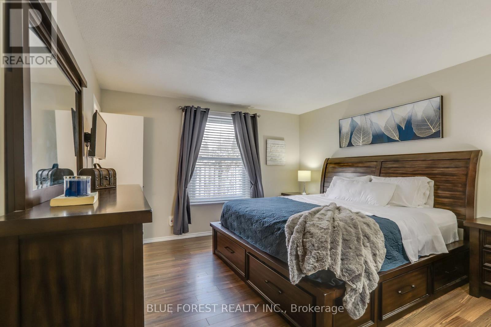 1089 Viscount Road, London South, Ontario  N6K 1H9 - Photo 16 - X12899334