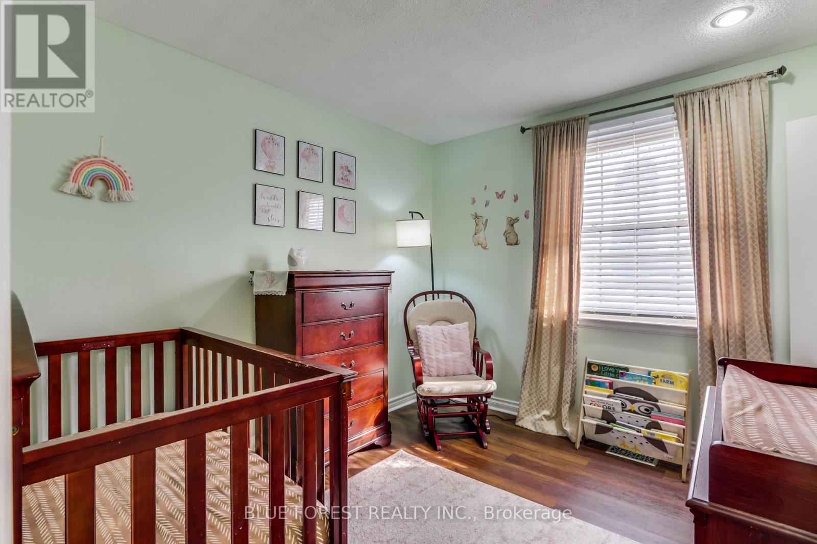 1089 Viscount Road, London South, Ontario  N6K 1H9 - Photo 21 - X12899334