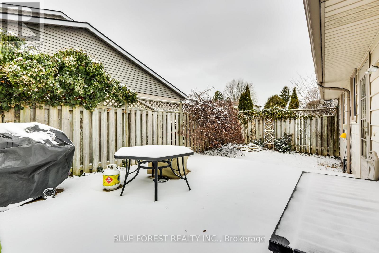 1089 Viscount Road, London South, Ontario  N6K 1H9 - Photo 40 - X12899334