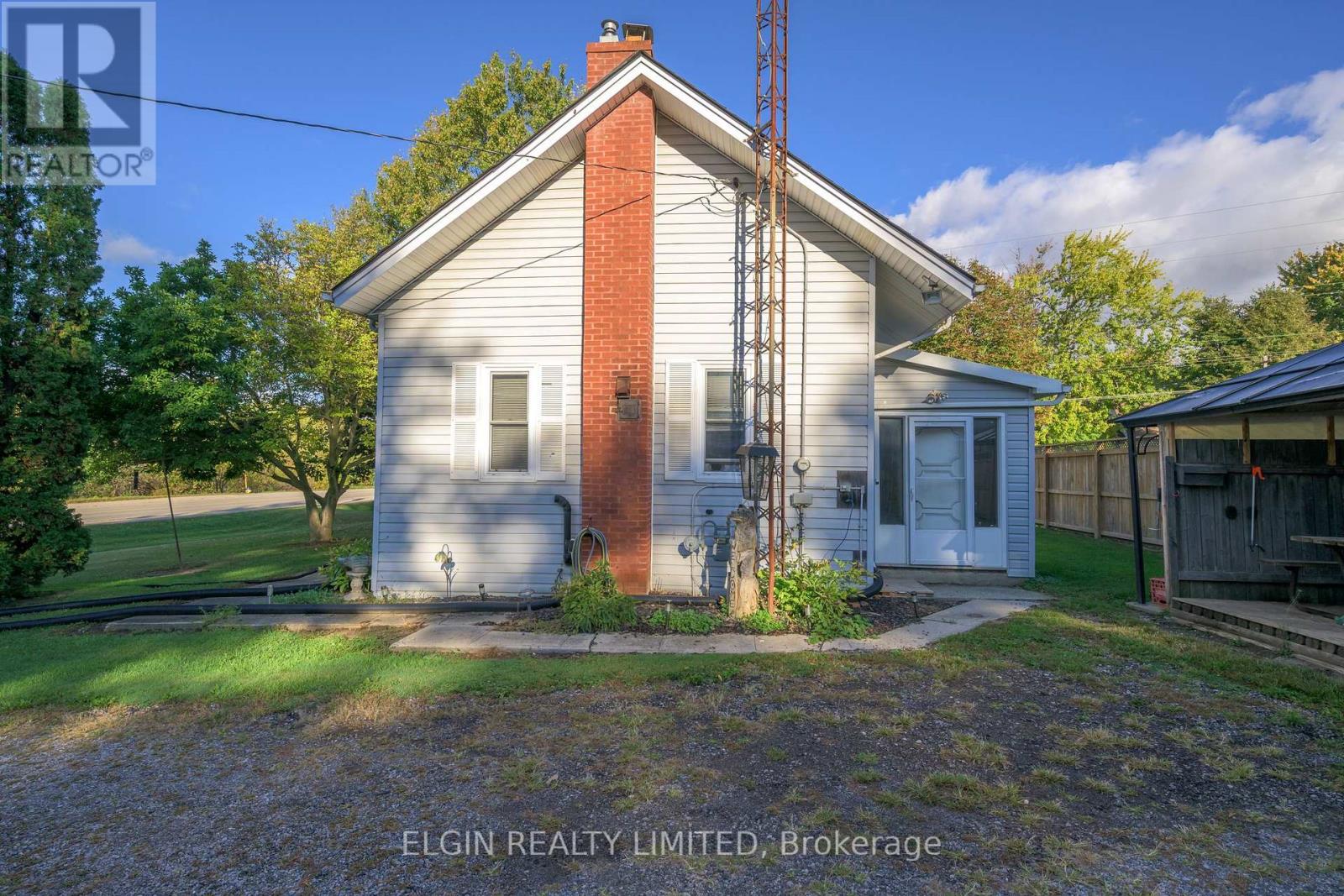 9704 Union Road, Southwold, Ontario  N0L 2E0 - Photo 10 - X12899348