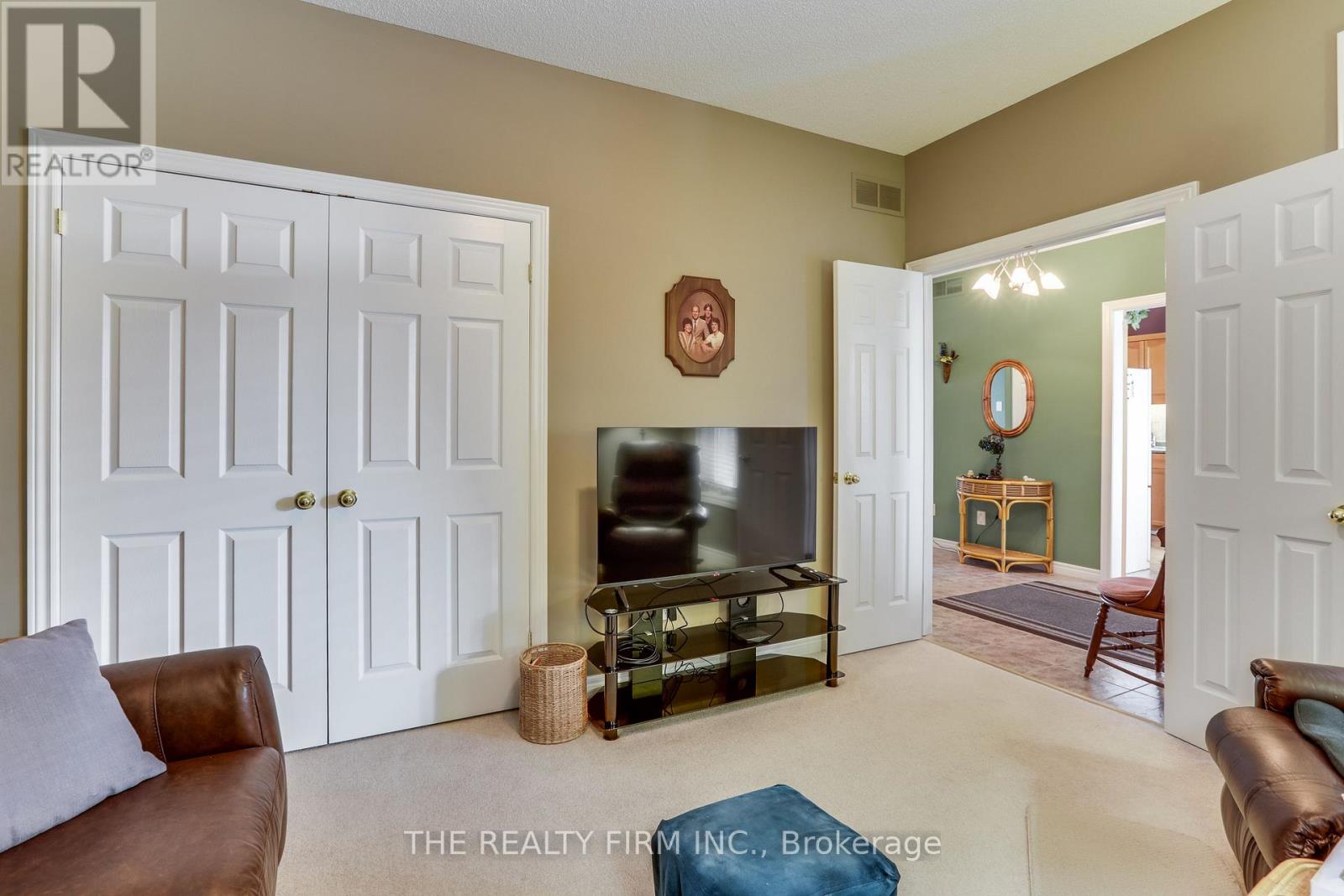 57 - 44 Edgevalley Road, London East, Ontario  N5Y 5P7 - Photo 8 - X12899380