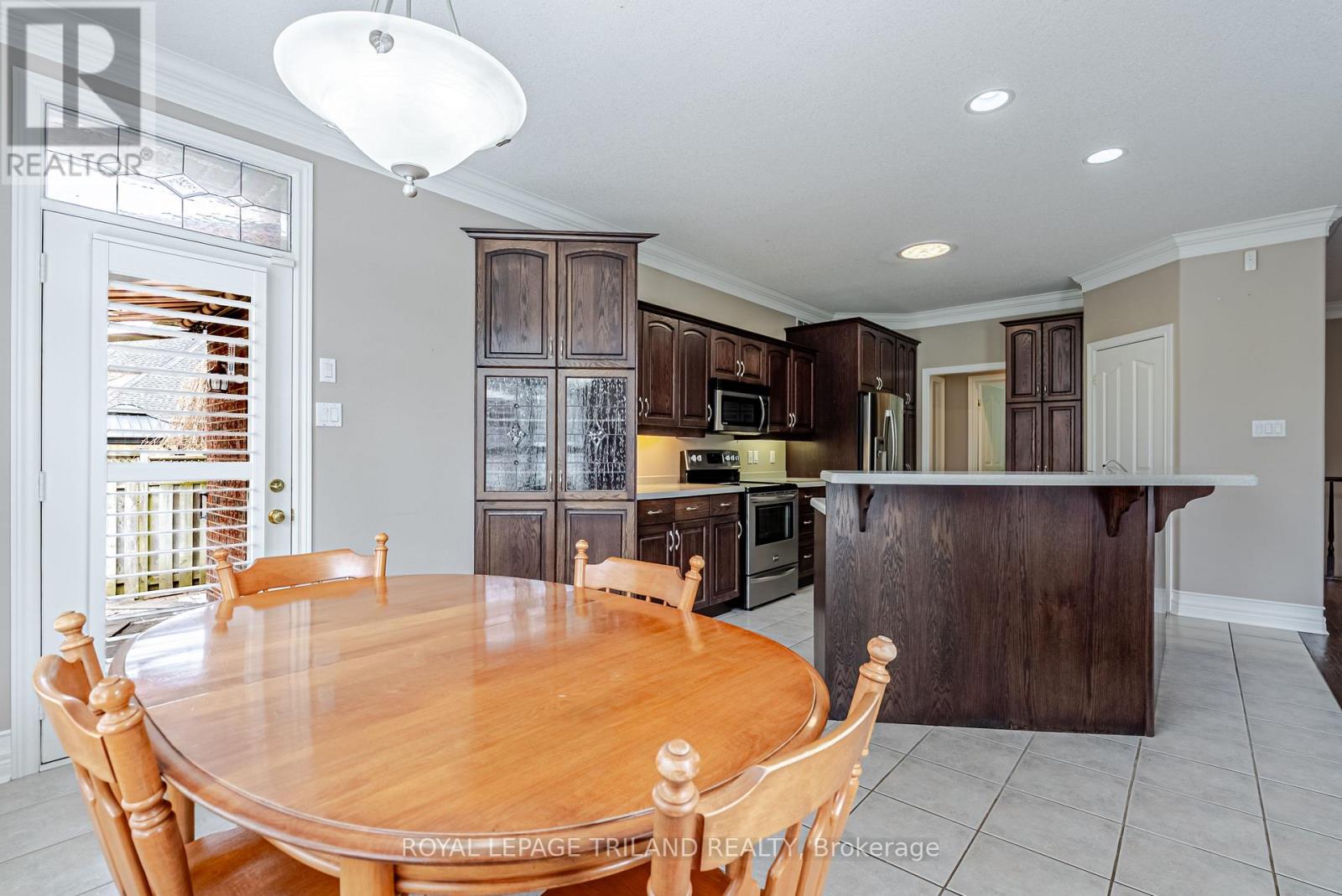 43 Pinehurst Drive, Thames Centre, Ontario  N0L 1G2 - Photo 27 - X12899386