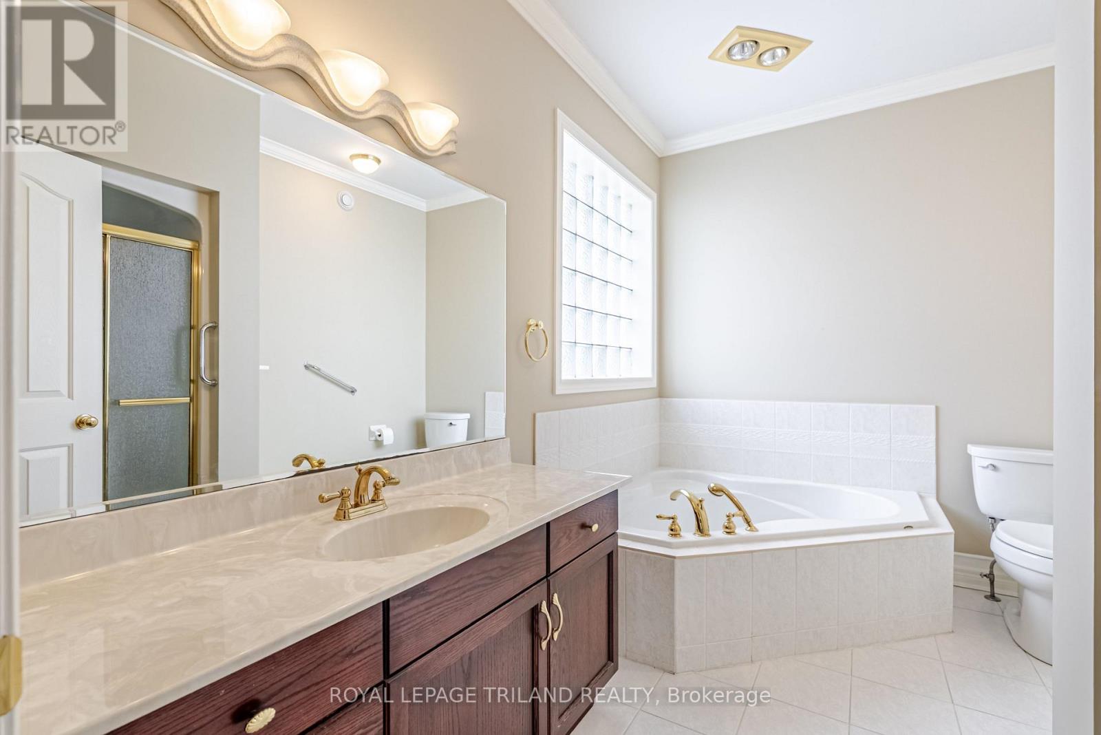 43 Pinehurst Drive, Thames Centre, Ontario  N0L 1G2 - Photo 31 - X12899386