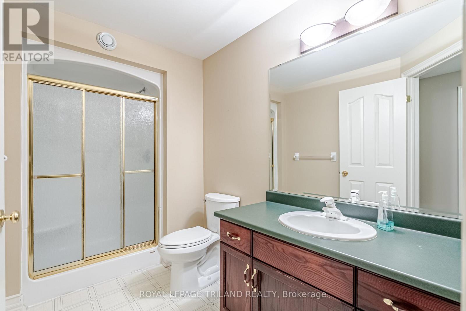 43 Pinehurst Drive, Thames Centre, Ontario  N0L 1G2 - Photo 42 - X12899386