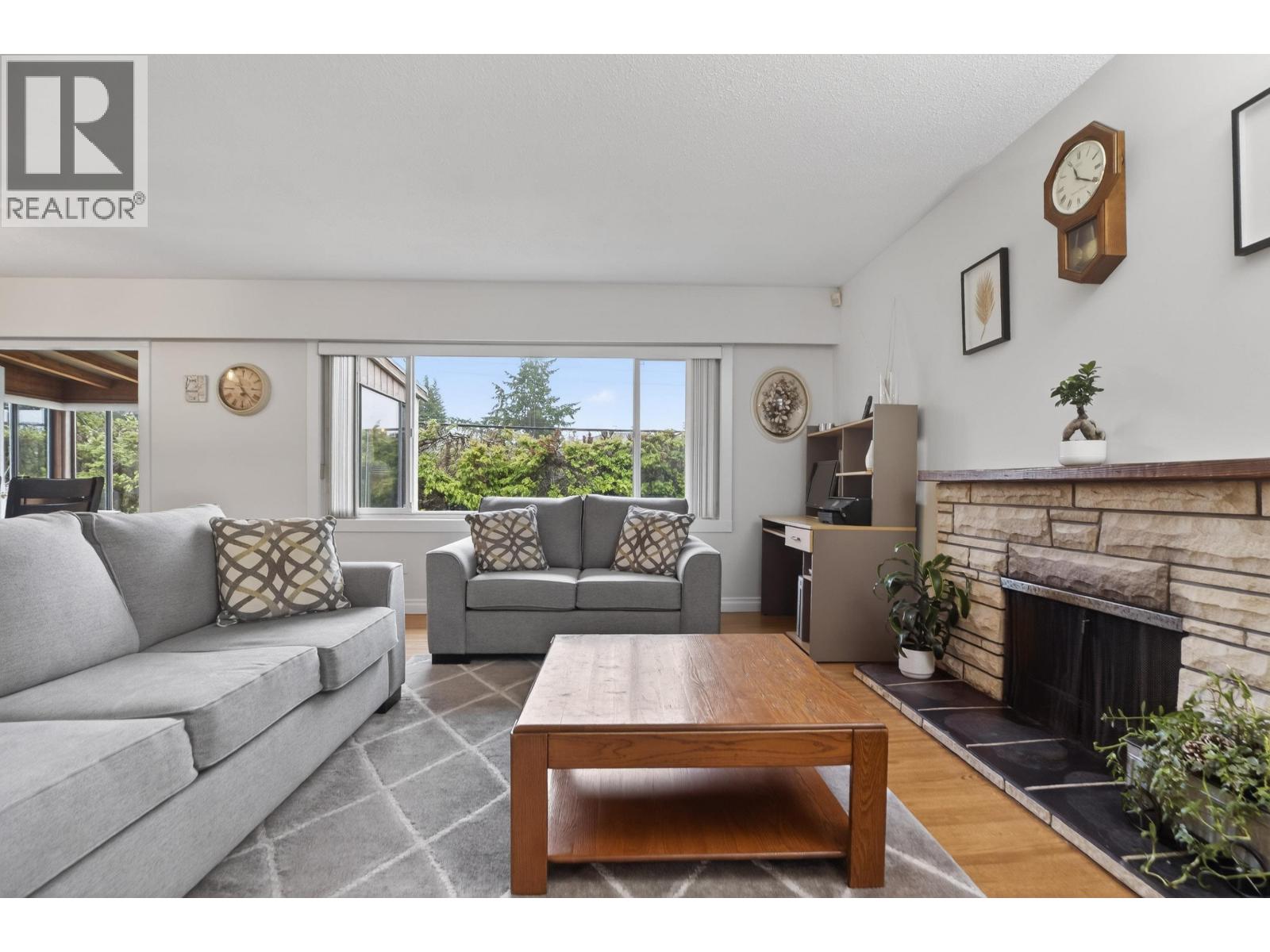 820 Ballantrae Court, Port Moody, British Columbia  V3H 1A8 - Photo 13 - R3101344