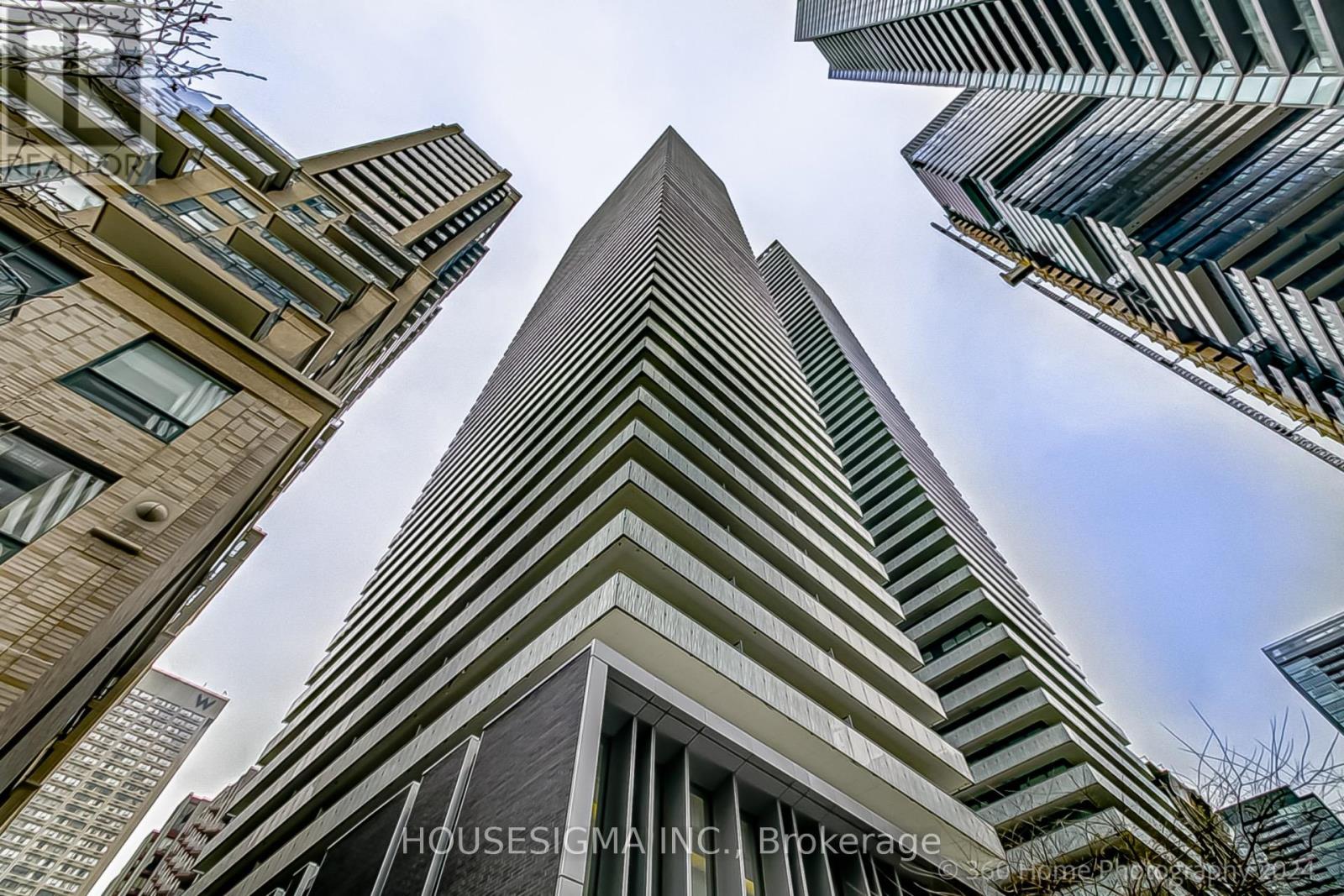 805 - 42 CHARLES STREET E, Toronto, Ontario
