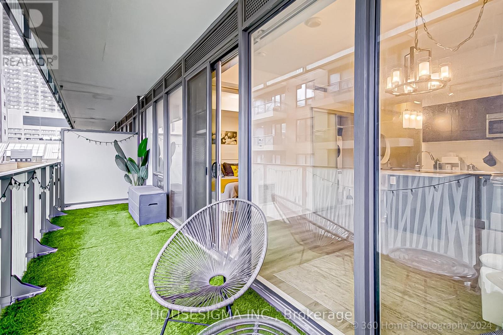 805 - 42 Charles Street E, Toronto, Ontario  M4Y 1T4 - Photo 12 - C12899194