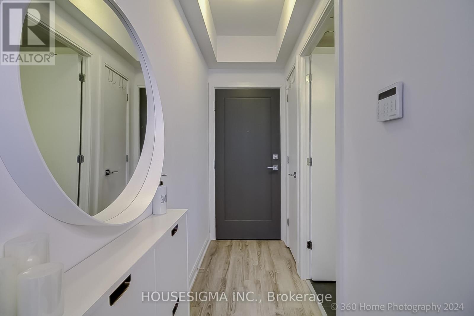 805 - 42 Charles Street E, Toronto, Ontario  M4Y 1T4 - Photo 2 - C12899194