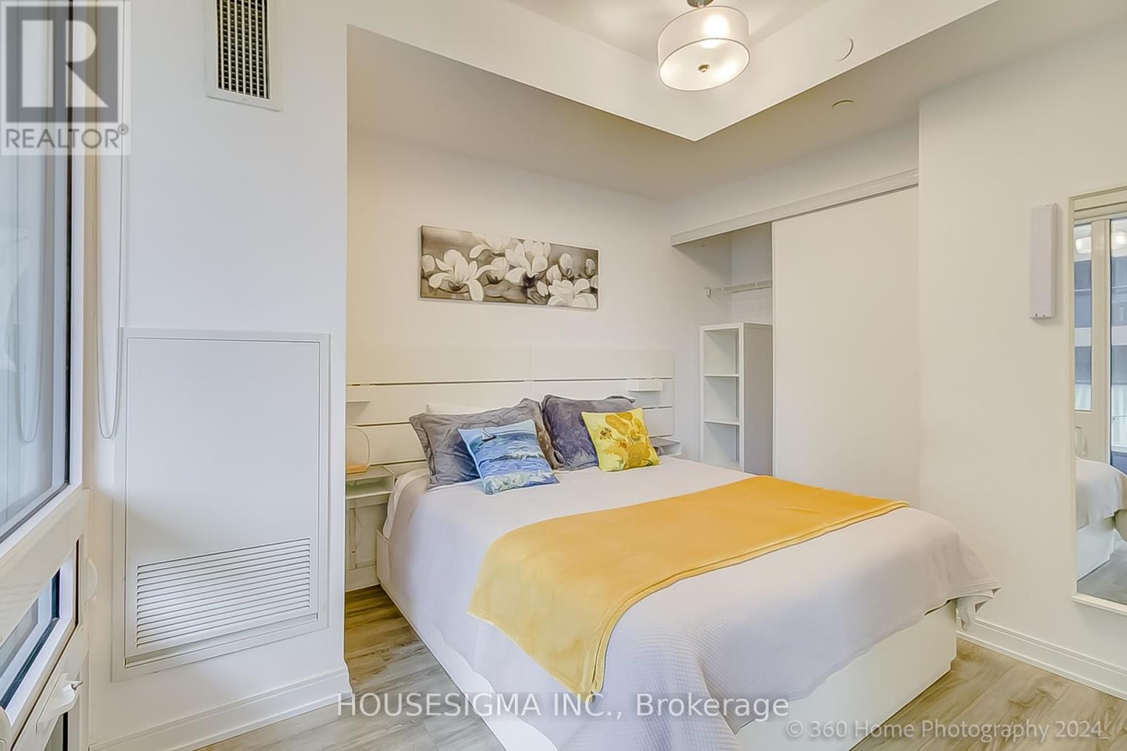 805 - 42 Charles Street E, Toronto, Ontario  M4Y 1T4 - Photo 8 - C12899194