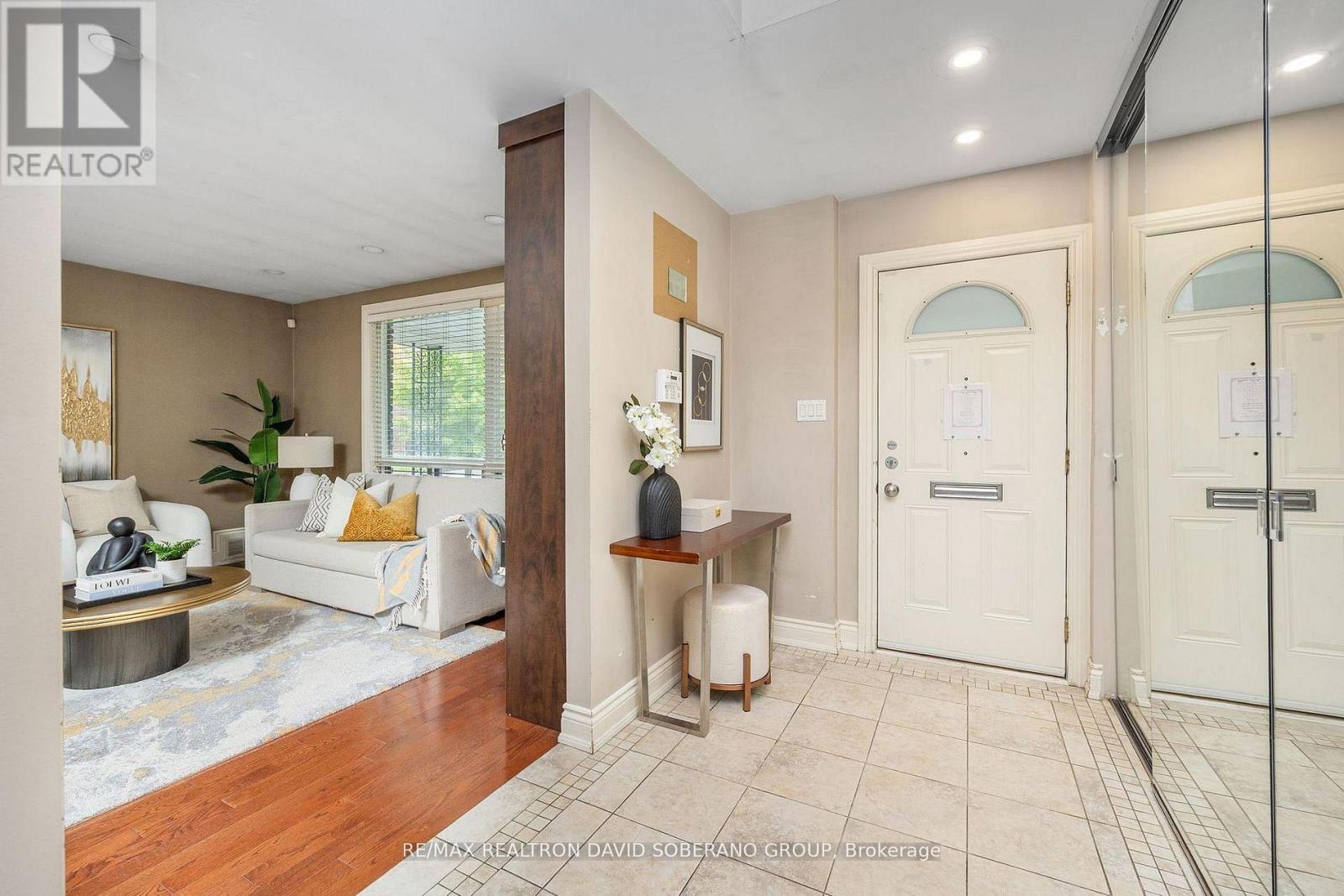 89 Allingham Gardens, Toronto, Ontario  M3H 1X9 - Photo 12 - C12899202