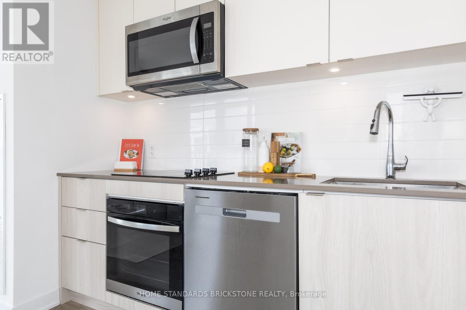 2907 - 100 Dalhousie Street, Toronto, Ontario  M5B 0C7 - Photo 14 - C12899246