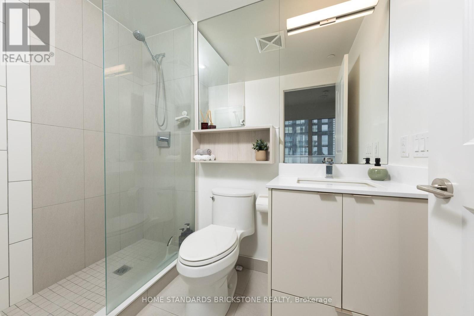 2907 - 100 Dalhousie Street, Toronto, Ontario  M5B 0C7 - Photo 19 - C12899246