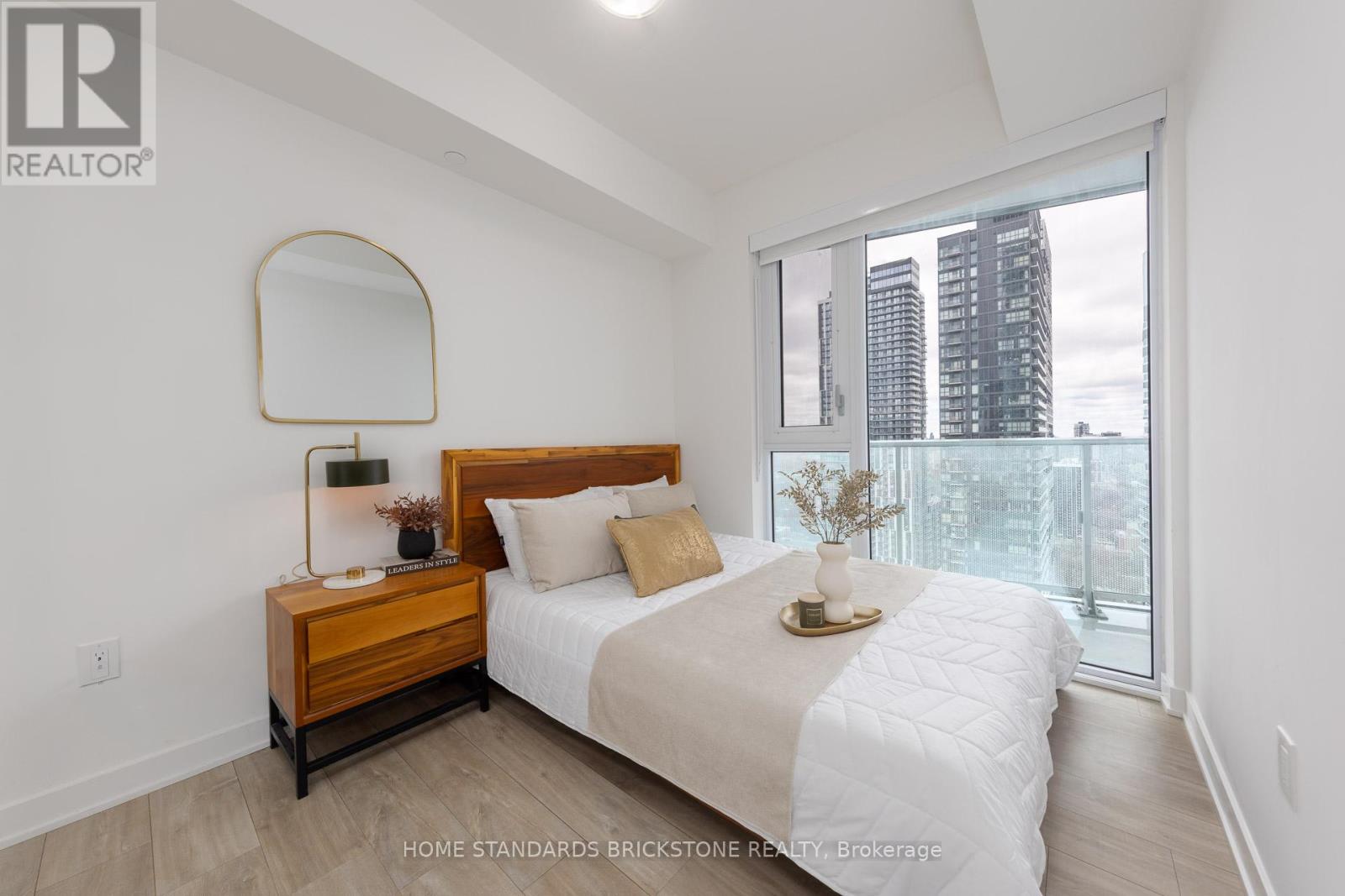 2907 - 100 Dalhousie Street, Toronto, Ontario  M5B 0C7 - Photo 3 - C12899246