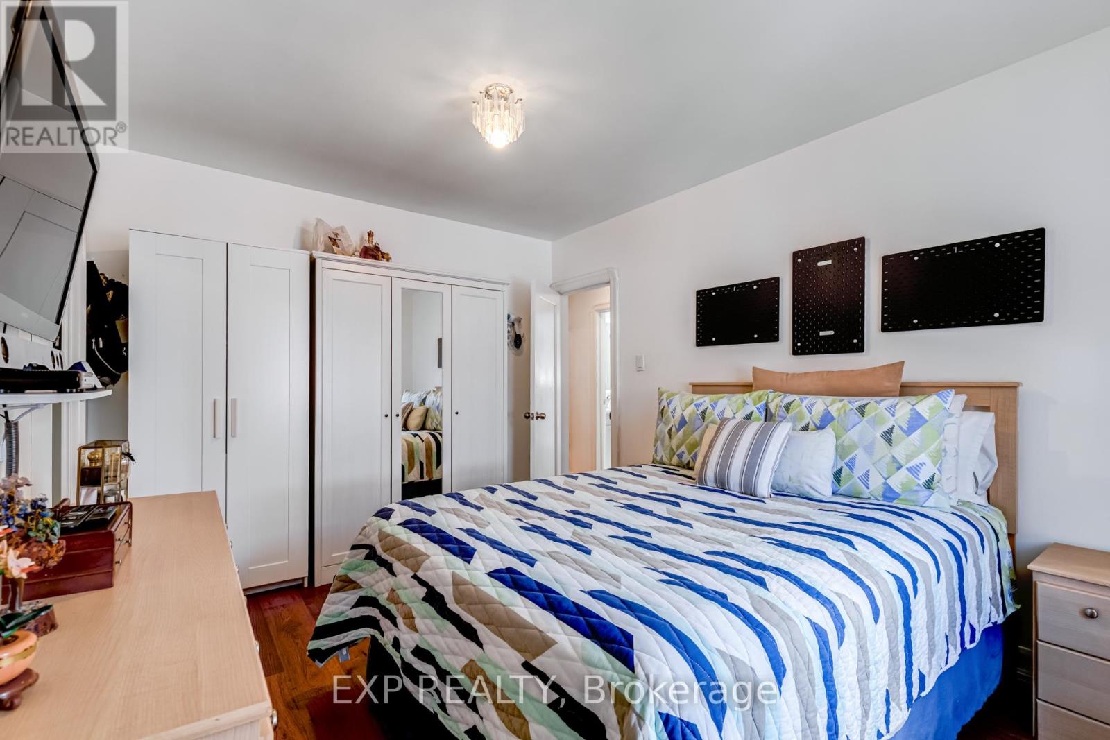 436 Oakwood Avenue, Toronto (Oakwood Village), Ontario  M6E 2W5 - Photo 16 - C12899296