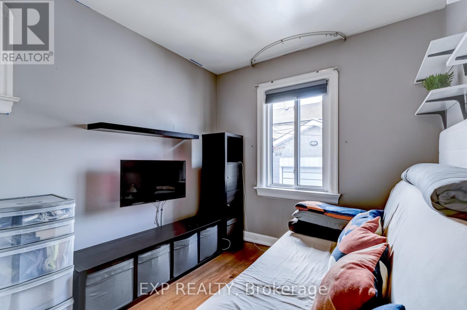 436 Oakwood Avenue, Toronto (Oakwood Village), Ontario  M6E 2W5 - Photo 17 - C12899296