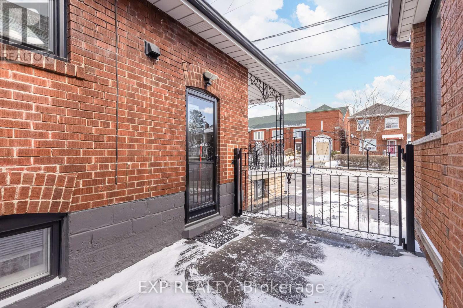 436 Oakwood Avenue, Toronto (Oakwood Village), Ontario  M6E 2W5 - Photo 28 - C12899296