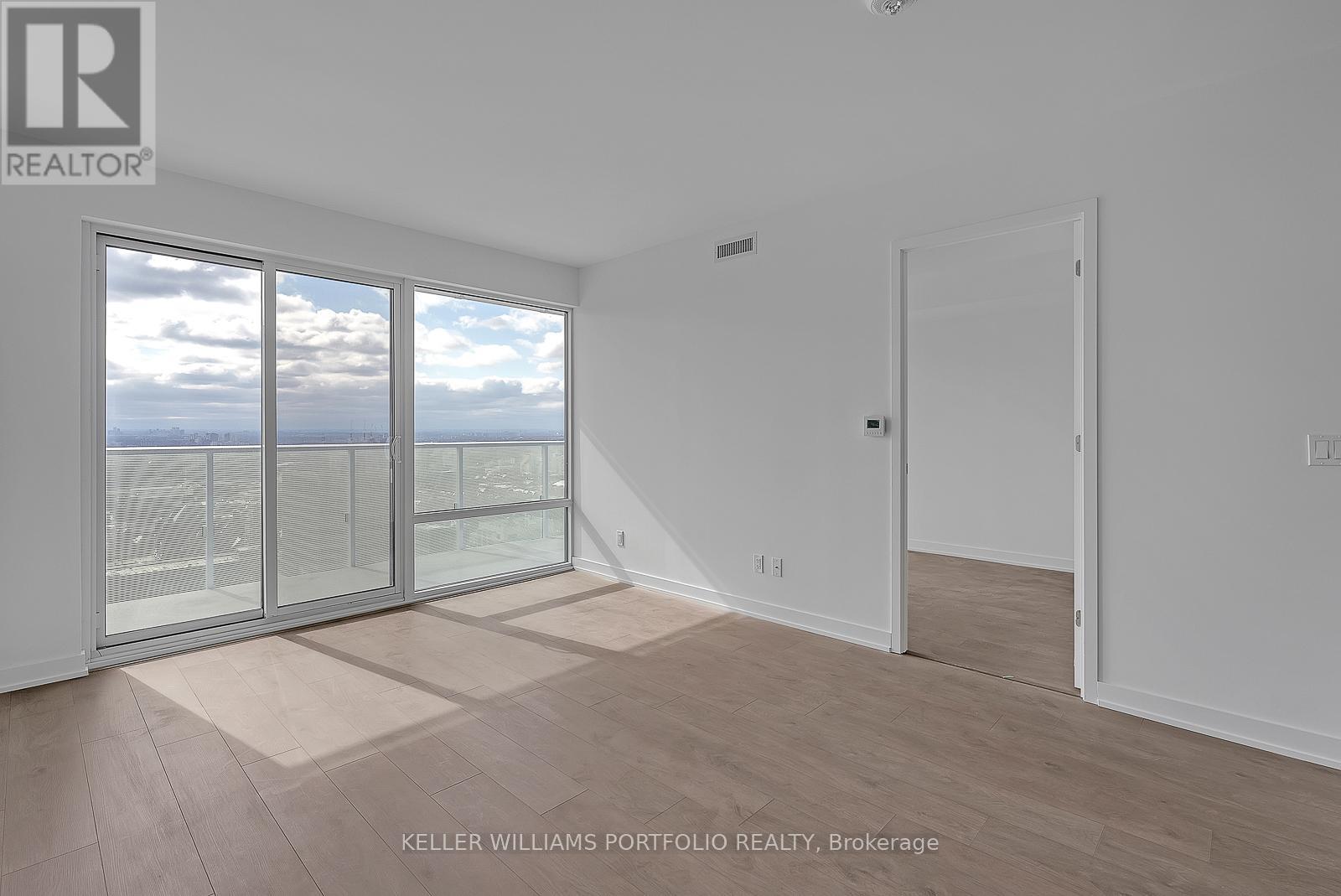 3912 - 501 Yonge Street, Toronto, Ontario  M4Y 0G8 - Photo 8 - C12899344