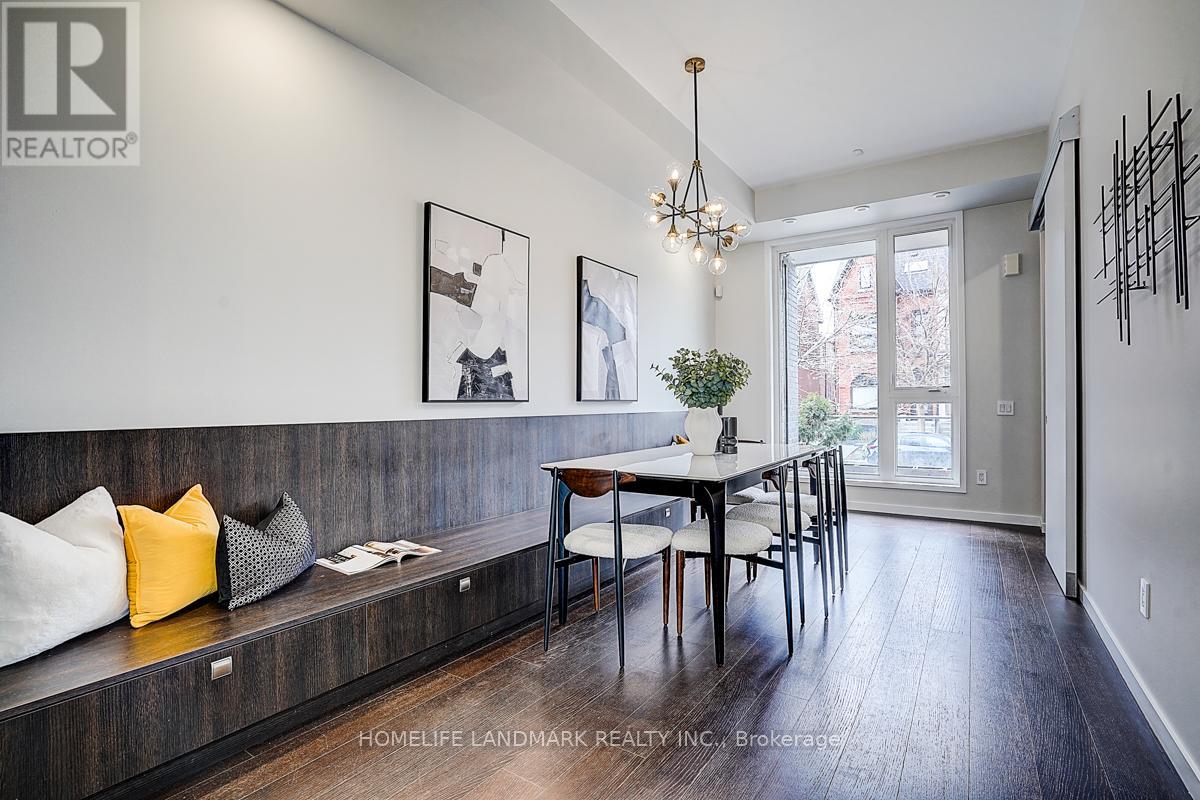 295 Roxton Road, Toronto, Ontario  M6G 3R1 - Photo 5 - C12899350