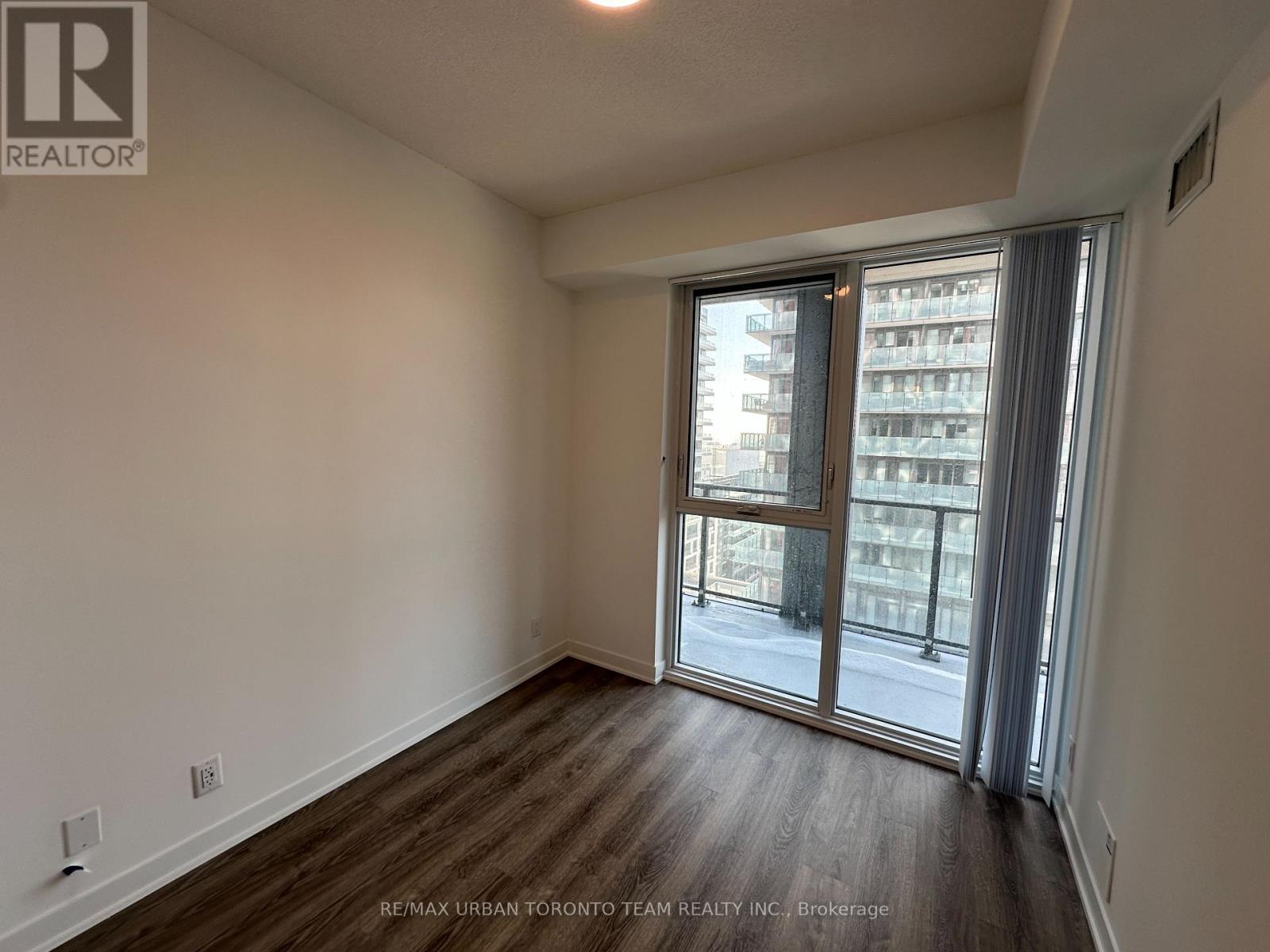 2709 - 180 Front Street E, Toronto, Ontario  M5A 0K9 - Photo 8 - C12899400