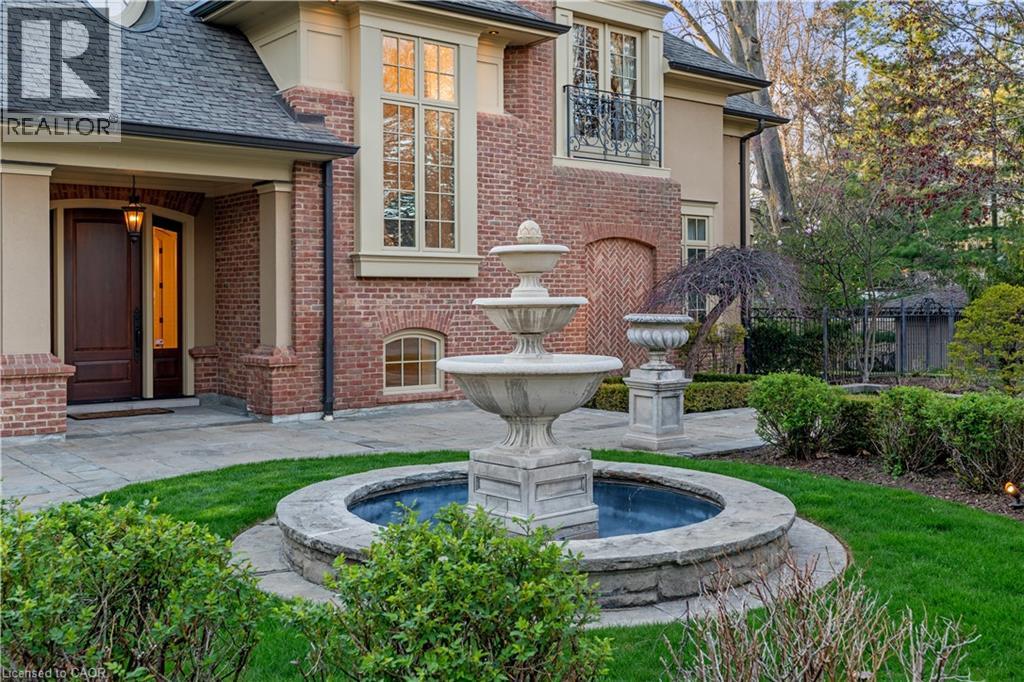 1081 Argyle Drive, Oakville, Ontario  L6J 1A9 - Photo 2 - 40786555