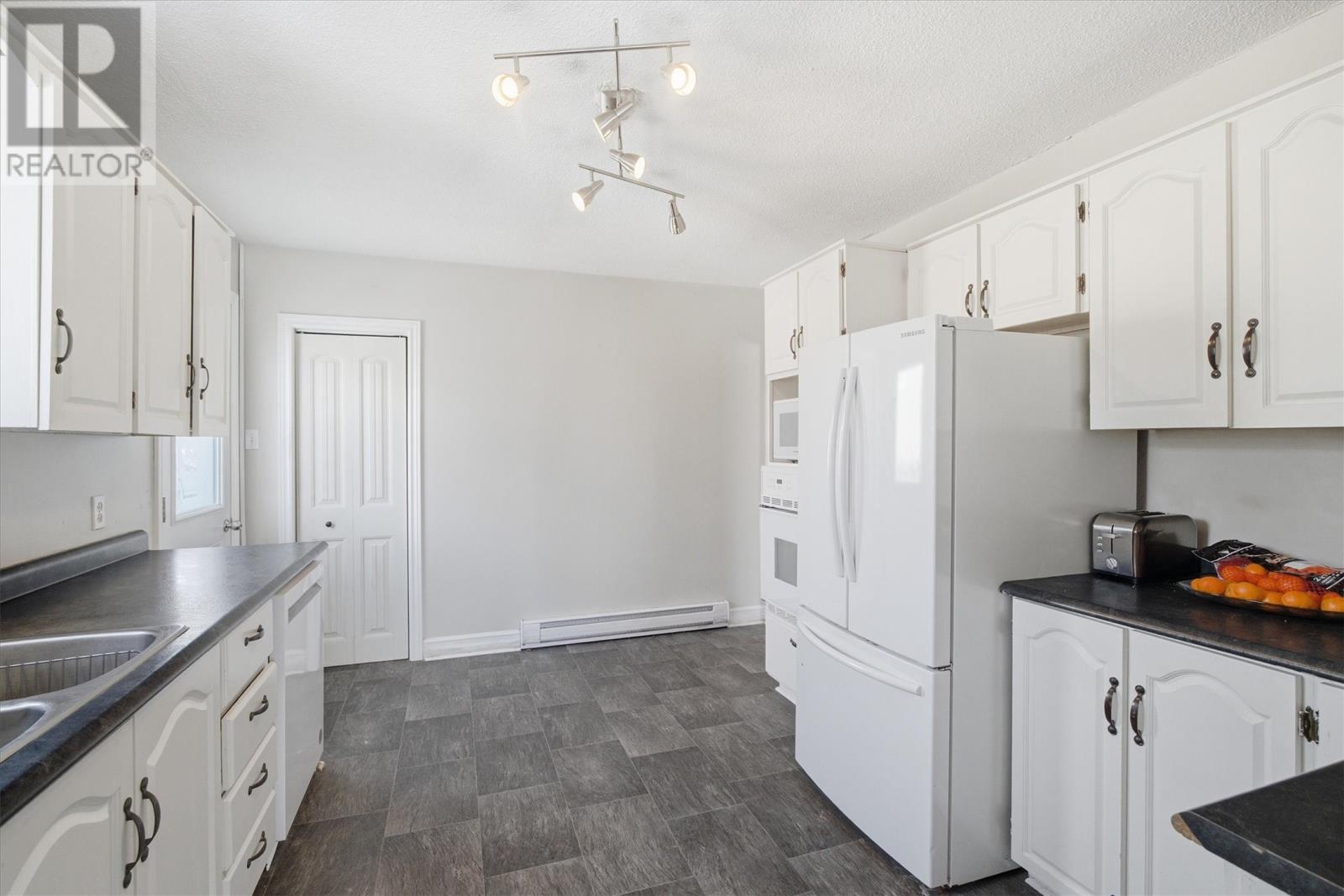 40 Harvard Drive, Mount Pearl, Newfoundland & Labrador  A1N 2Z7 - Photo 8 - 1295173