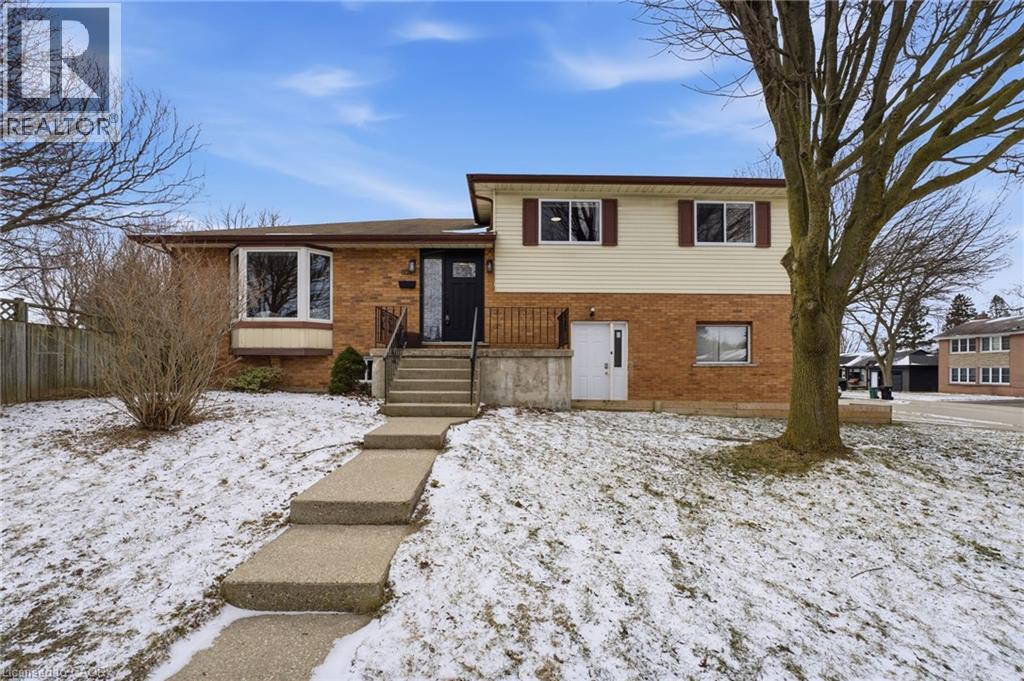 235 Elliott Street, Cambridge, Ontario  N1R 2L2 - Photo 2 - 40812822