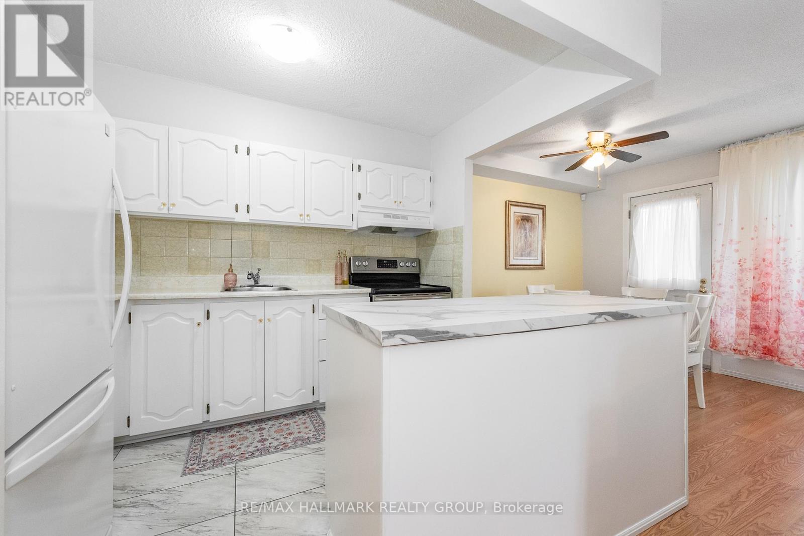 107 - 158a Mcarthur Avenue, Ottawa, Ontario  K1L 7E7 - Photo 7 - X12899266