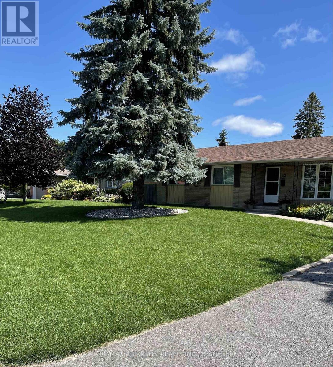62 Foothills Drive, Ottawa, Ontario  K2H 6K3 - Photo 1 - X12899310