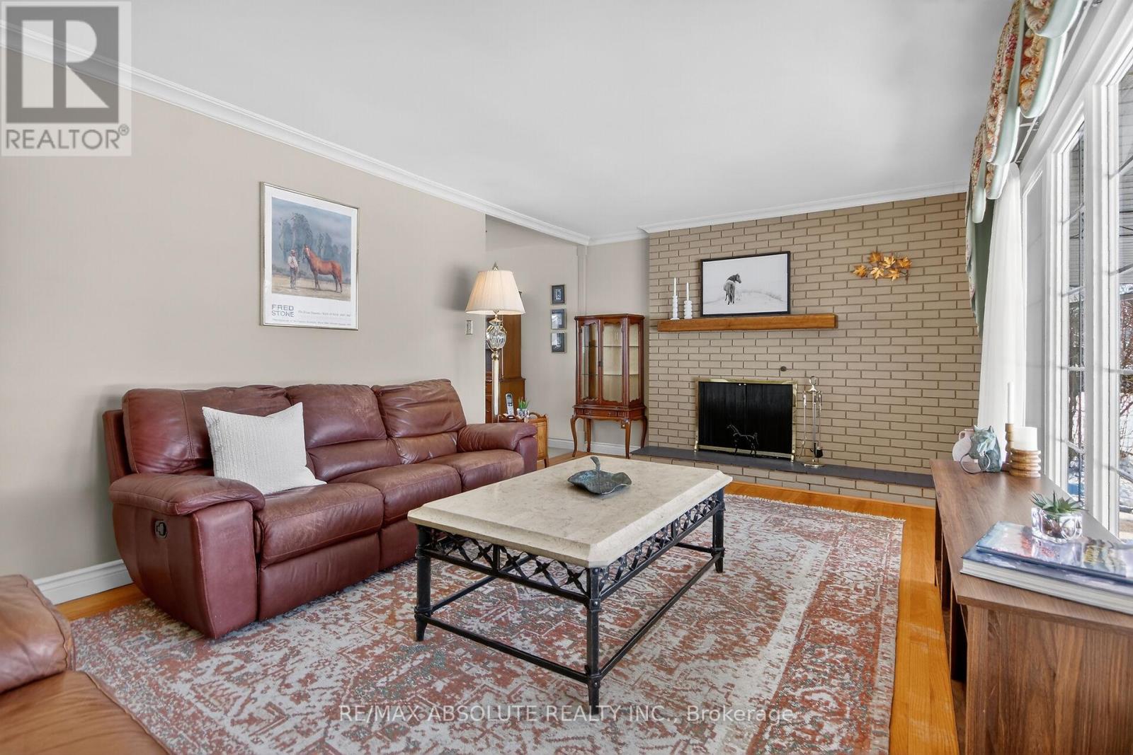 62 Foothills Drive, Ottawa, Ontario  K2H 6K3 - Photo 11 - X12899310